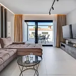 Villa Atrio Seline