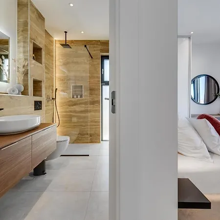 וילה Atrio סלינה