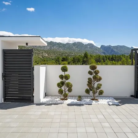 Atrio Villa