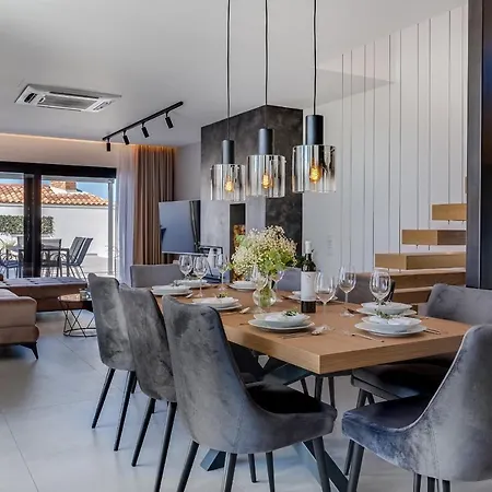 וילה Atrio סלינה